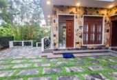 Modern Three Story House with Pool for Sale in Hokandara
