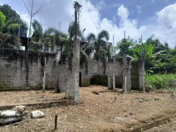 Half Completed House for Sale in Pitipana