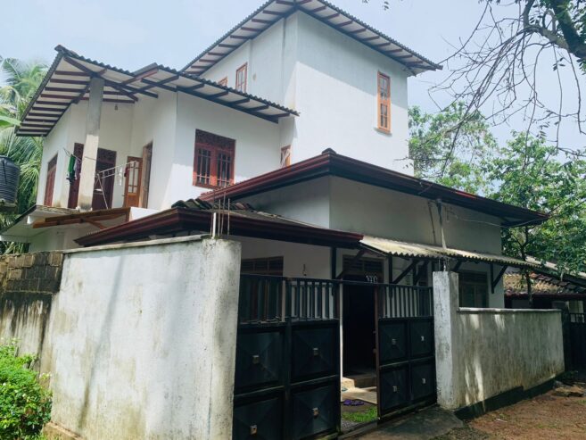Three Story House for Sale in Kadawatha , Welipillawa