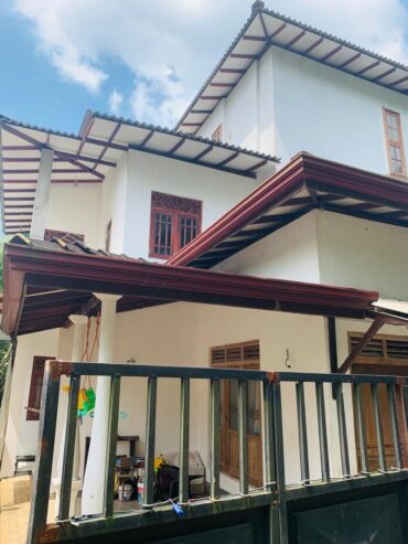 Three Story House for Sale in Kadawatha , Welipillawa