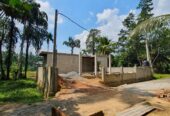 ගම්පහෙන් හදාගෙන එන නිවසක් විකිණීමට.