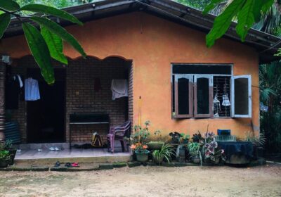 Land With House For Sale In Kiridiwela