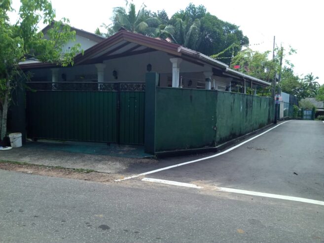 HOUSE FOR SALE IN HABARAKADA SRI SEELALANKARA MAWATHA For Sale