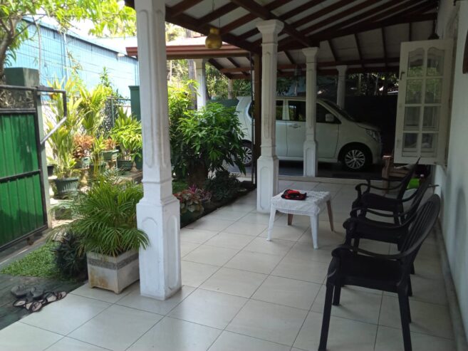 HOUSE FOR SALE IN HABARAKADA SRI SEELALANKARA MAWATHA For Sale