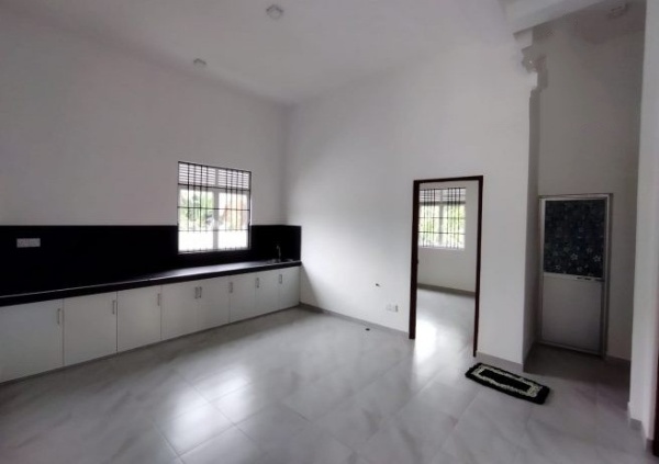 Homagama-3 bedroom near new house for sale