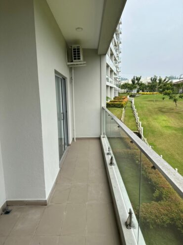 Fully Furnished Luxury Golf Apartment for Sale Piliyandala