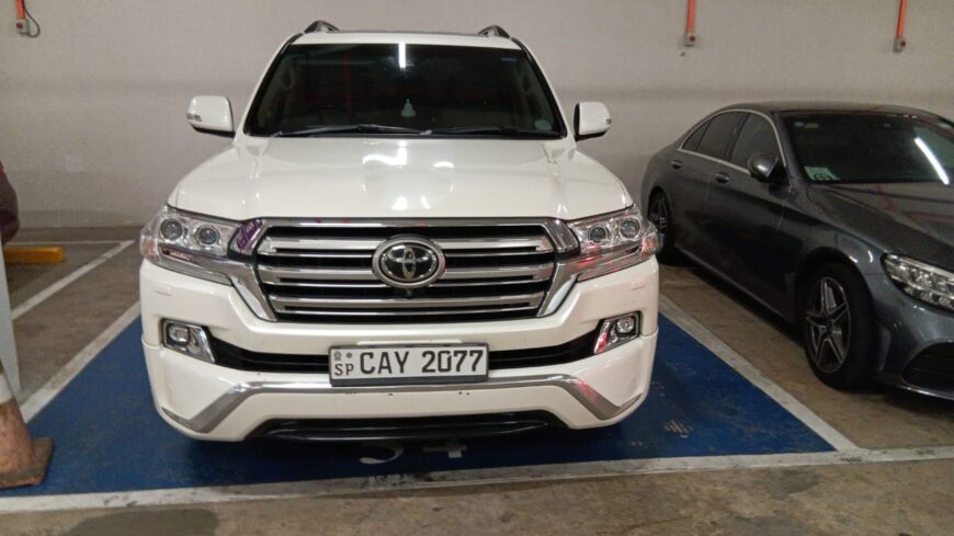 Toyota Land Cruiser Sahara 2016