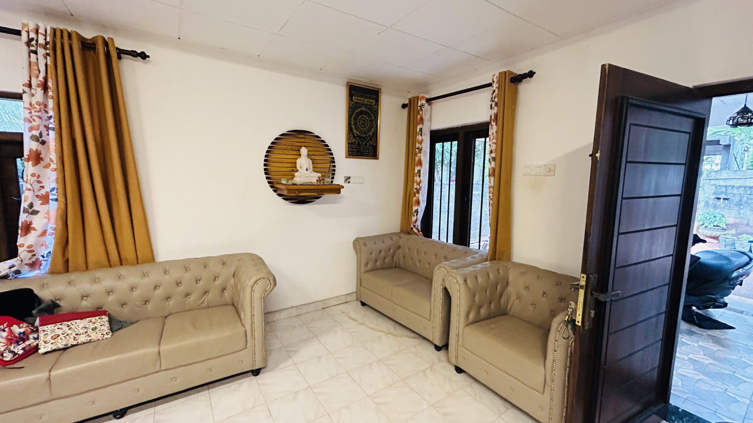 අනුරාධපුර නගර සීමාවෙන් පර් 24 සමග නිවසක්