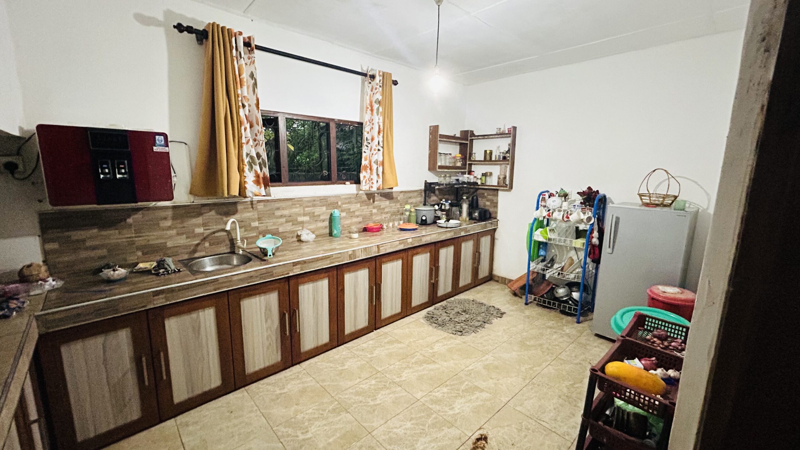 අනුරාධපුර නගර සීමාවෙන් පර් 24 සමග නිවසක්