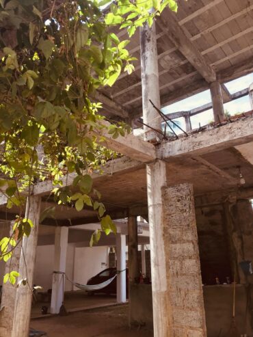 Commercial building with 76 perches For Sale Nittambuwa