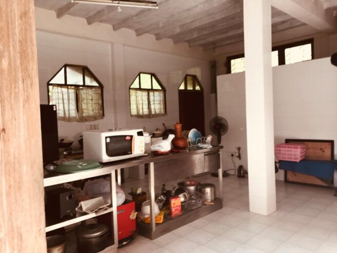 Commercial building with 76 perches For Sale Nittambuwa
