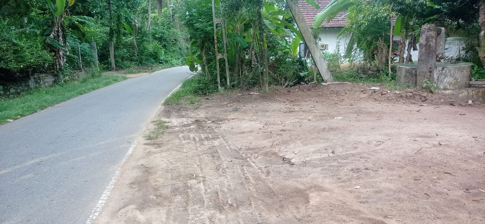 Land With House For Sale In Kalutara