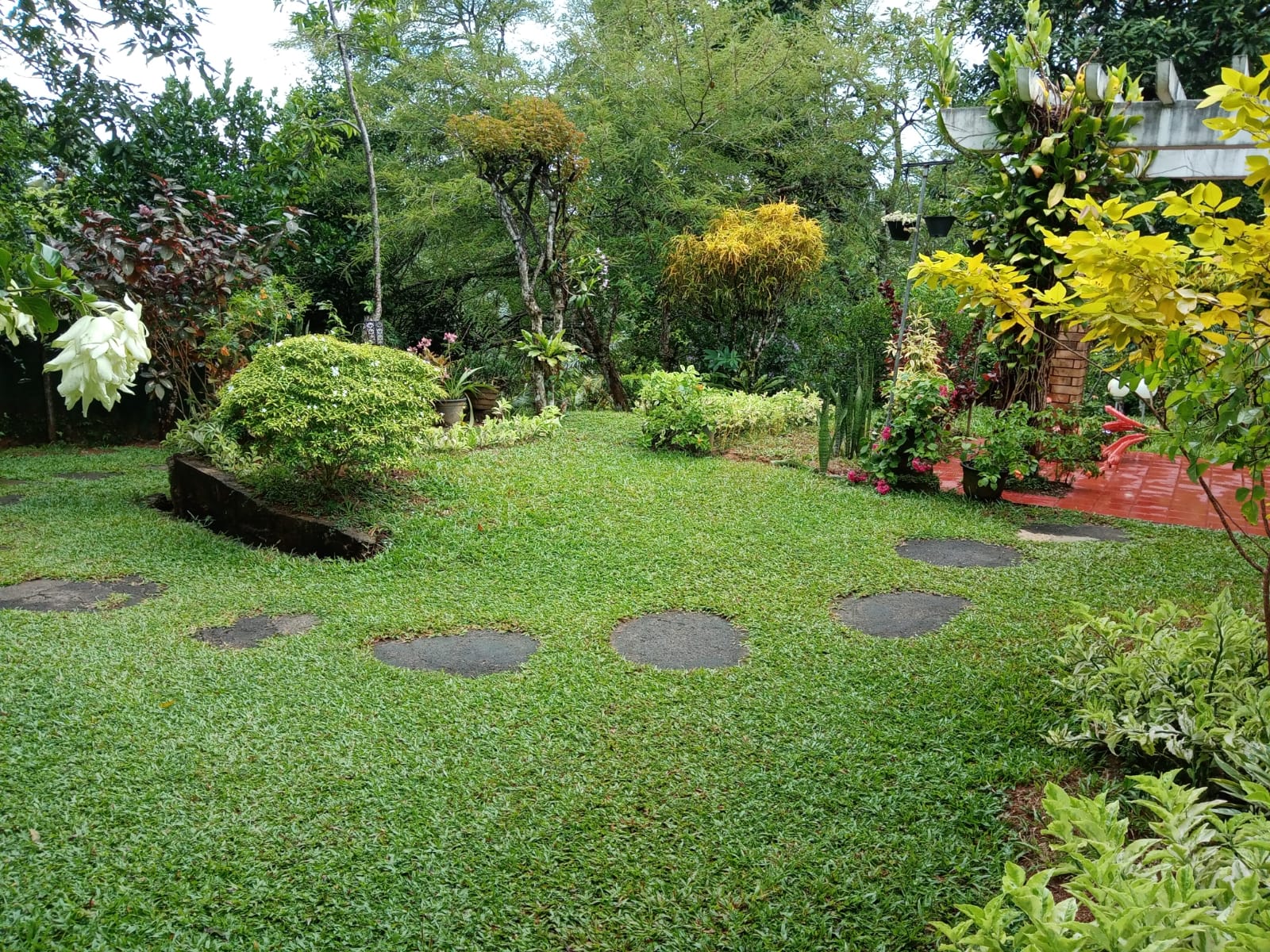 Land With House For Sale In Ambalangoda