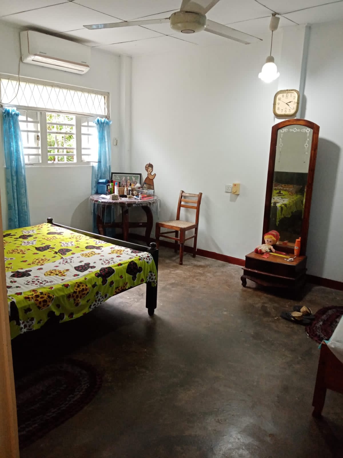 Land With House For Sale In Ambalangoda