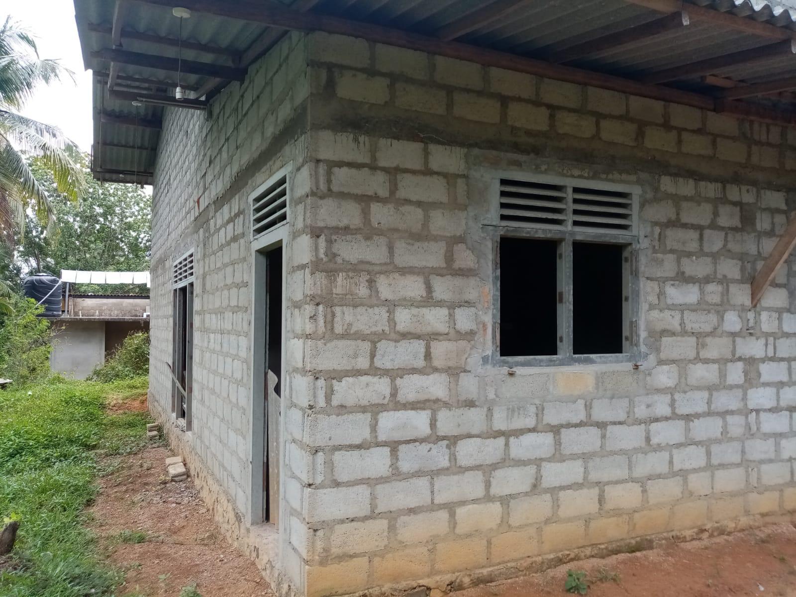 Land with House for Sale Weyangoda