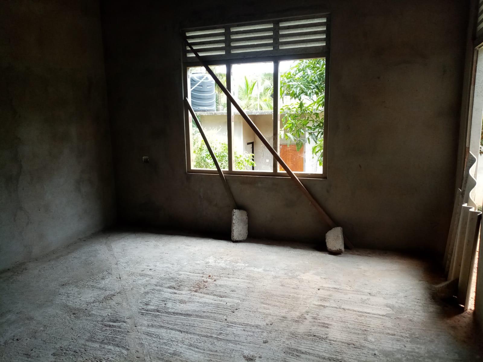 Land with House for Sale Weyangoda