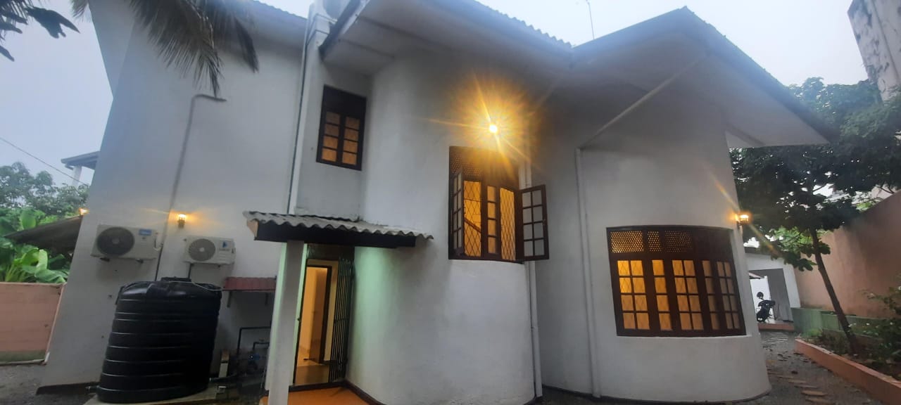 House for Rent in Nawala