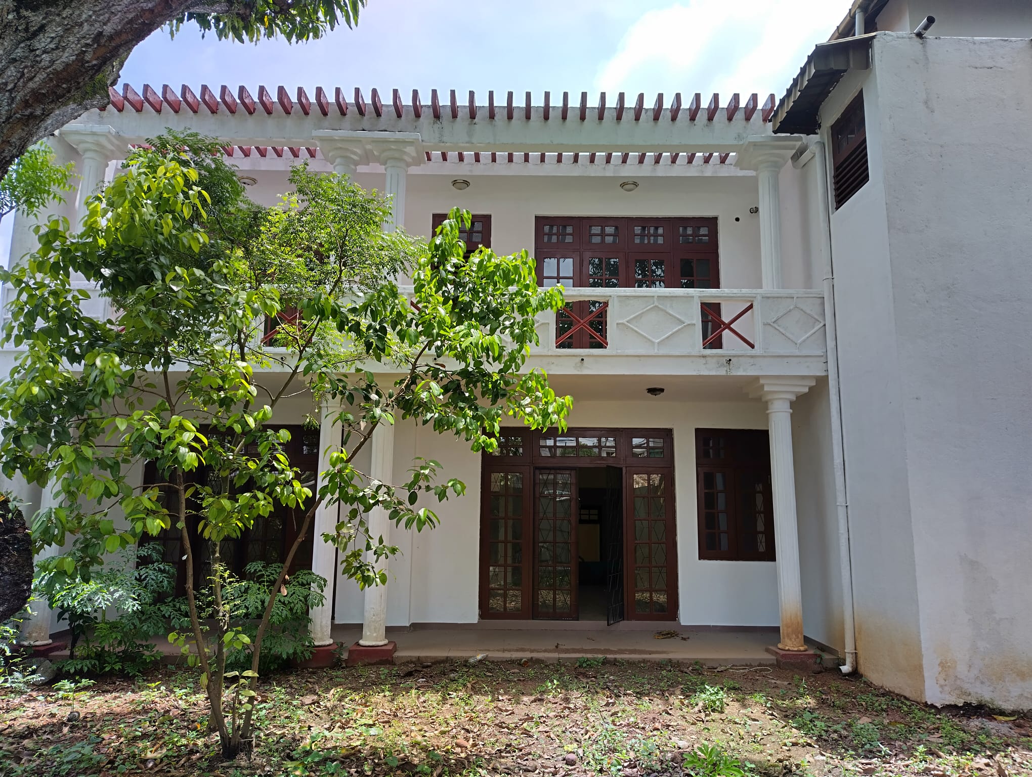 Commercial Building for Lease – Prime Location in Wattala