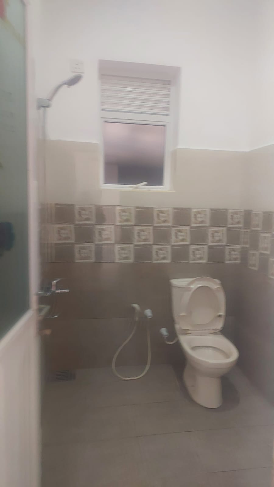 House for Rent – Ideal for Family or Business | Piliyandala