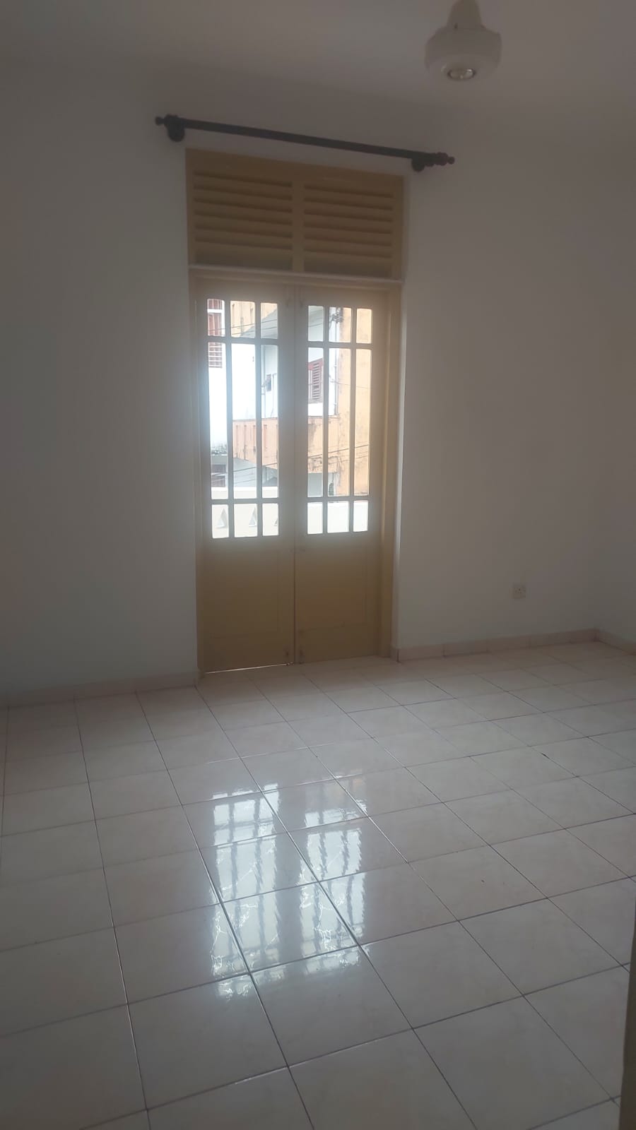 House for Rent – Ideal for Family or Business | Piliyandala