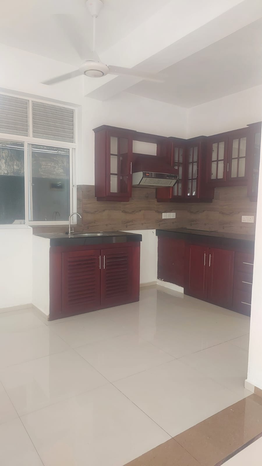 House for Rent – Ideal for Family or Business | Piliyandala