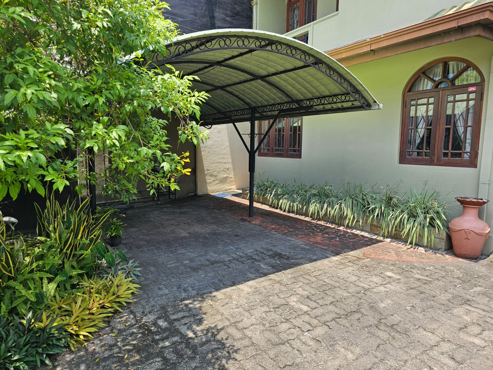 Commercial Building for Rent Or Sale in Battaramulla