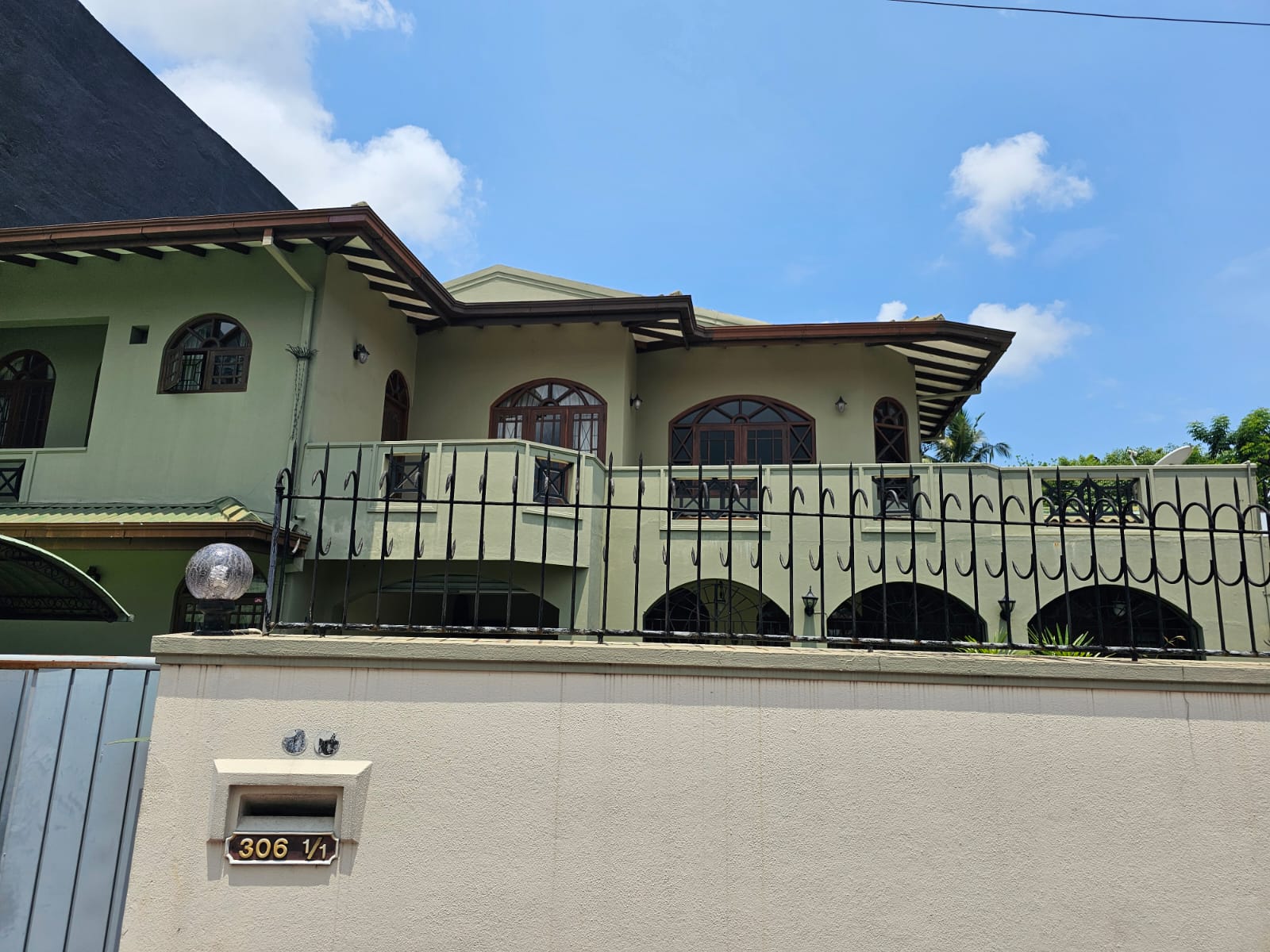 Commercial Building for Rent Or Sale in Battaramulla