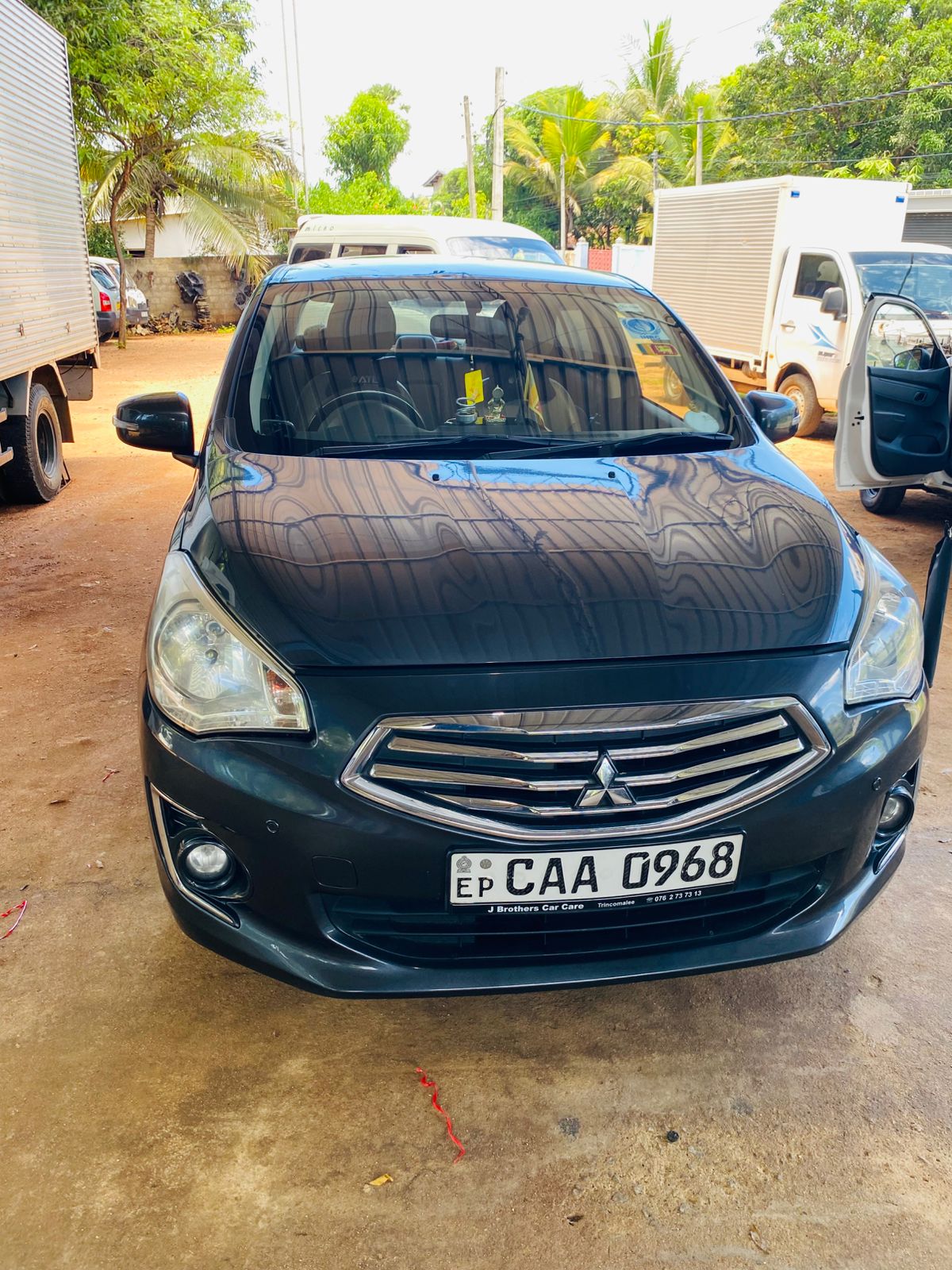 Mitsubishi Attrage 2014