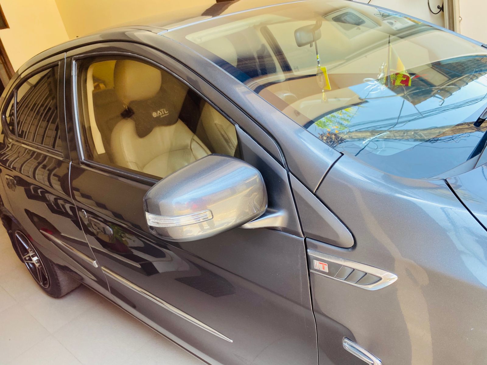 Mitsubishi Attrage 2014