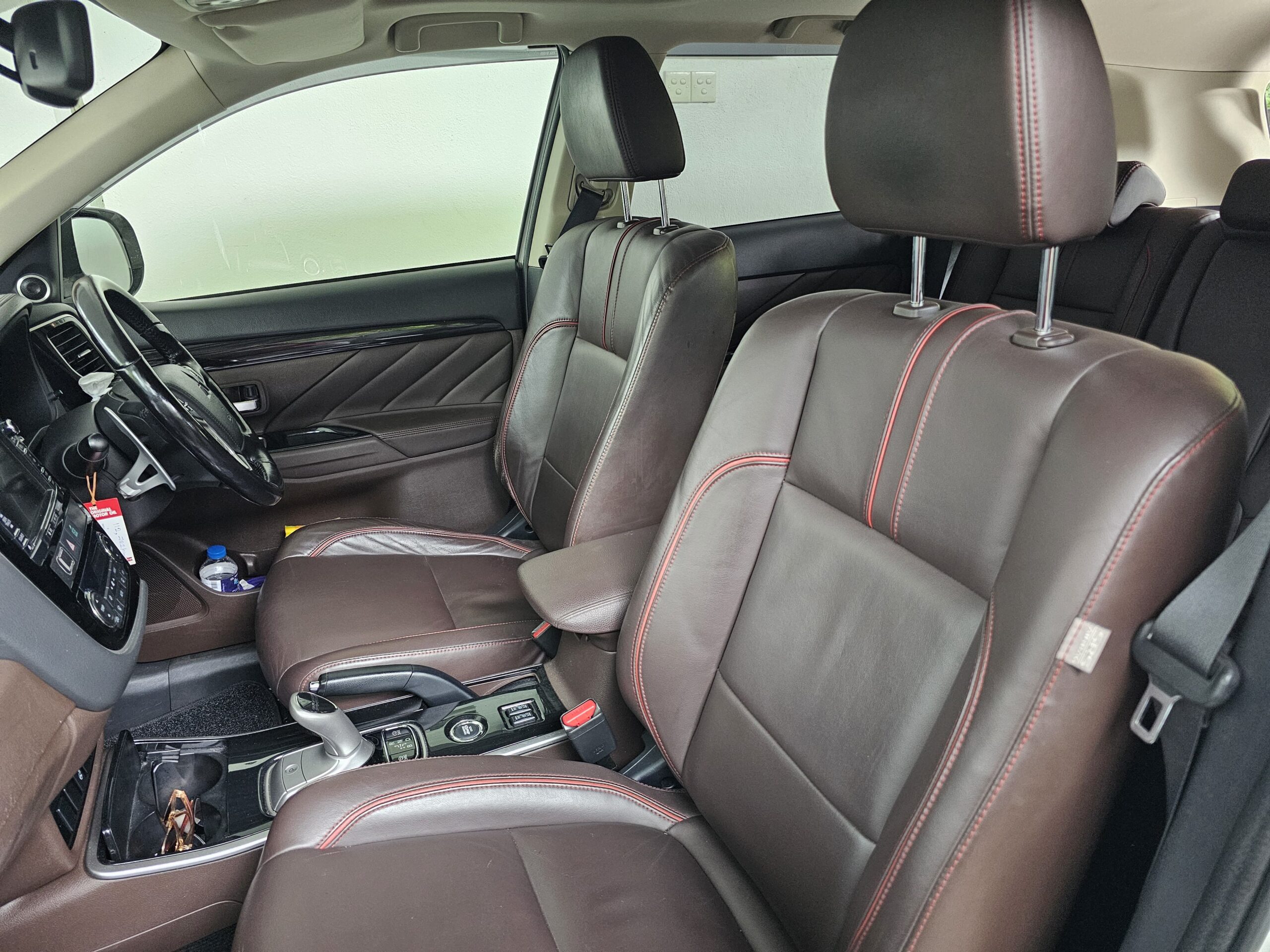 Mitsubishi Outlander PHEV G Navi Premium 2015