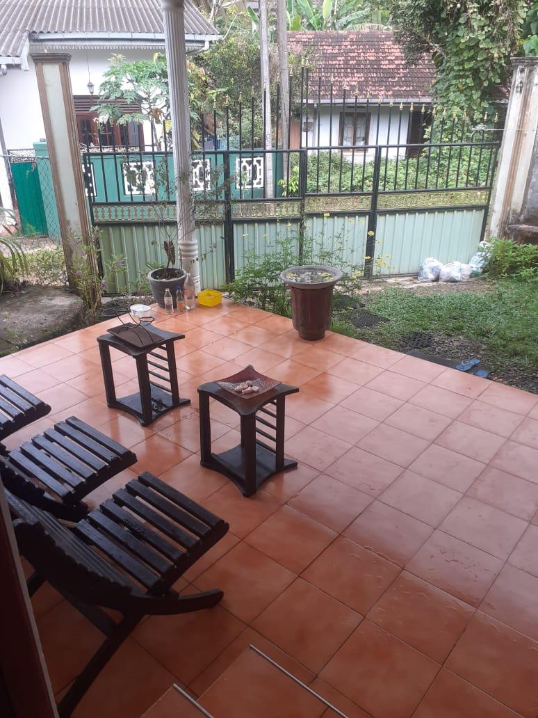 Two Storey House for Sale Karapitiya