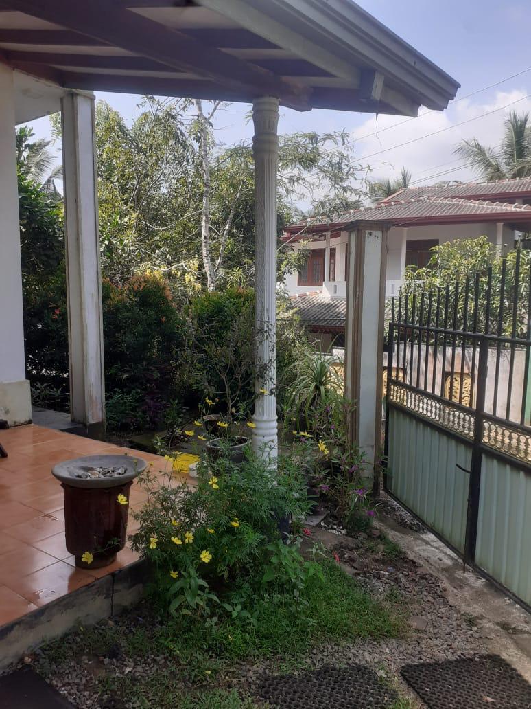 Two Storey House for Sale Karapitiya