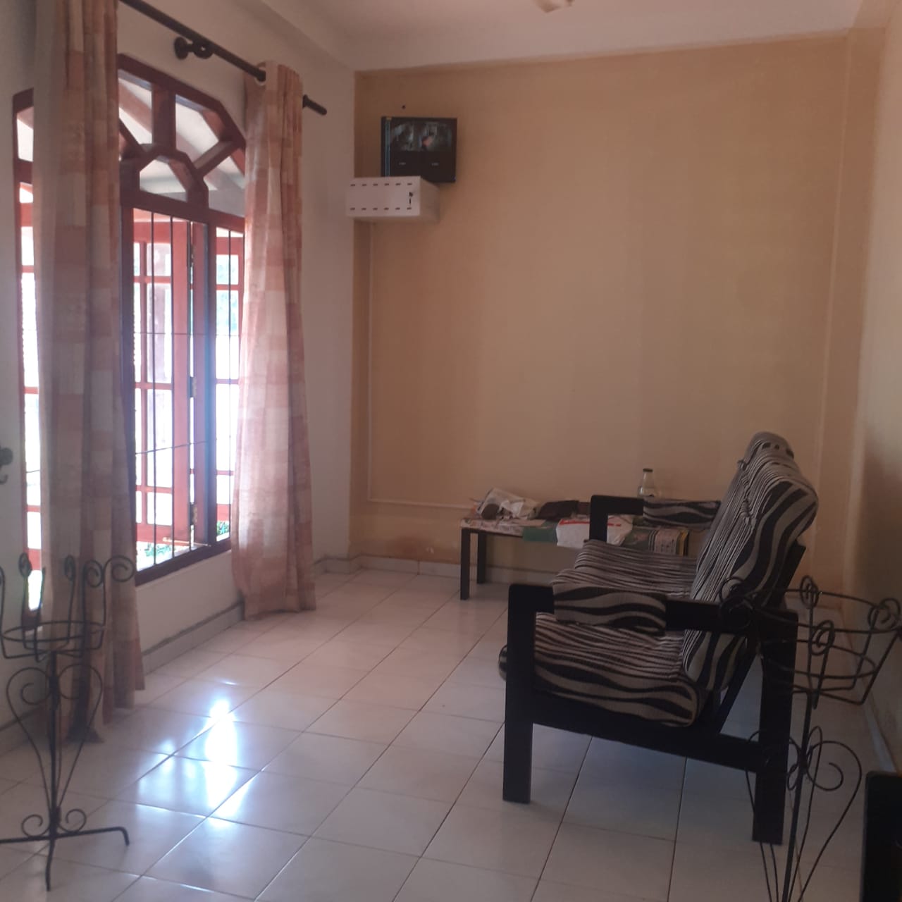 Two Storey House for Sale Karapitiya