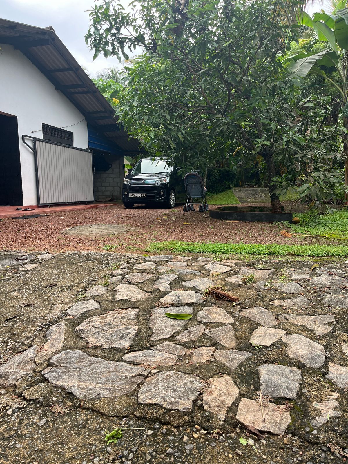 Houses Sale in Makola