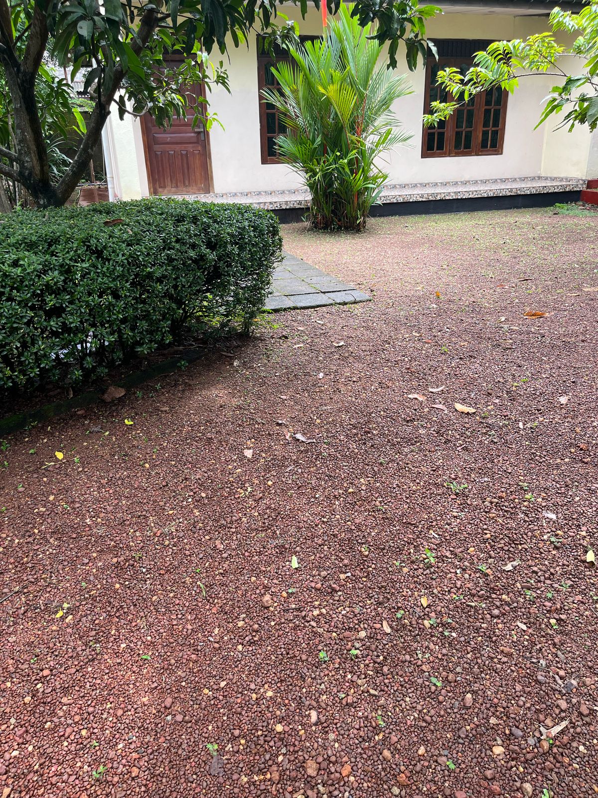 Houses Sale in Makola