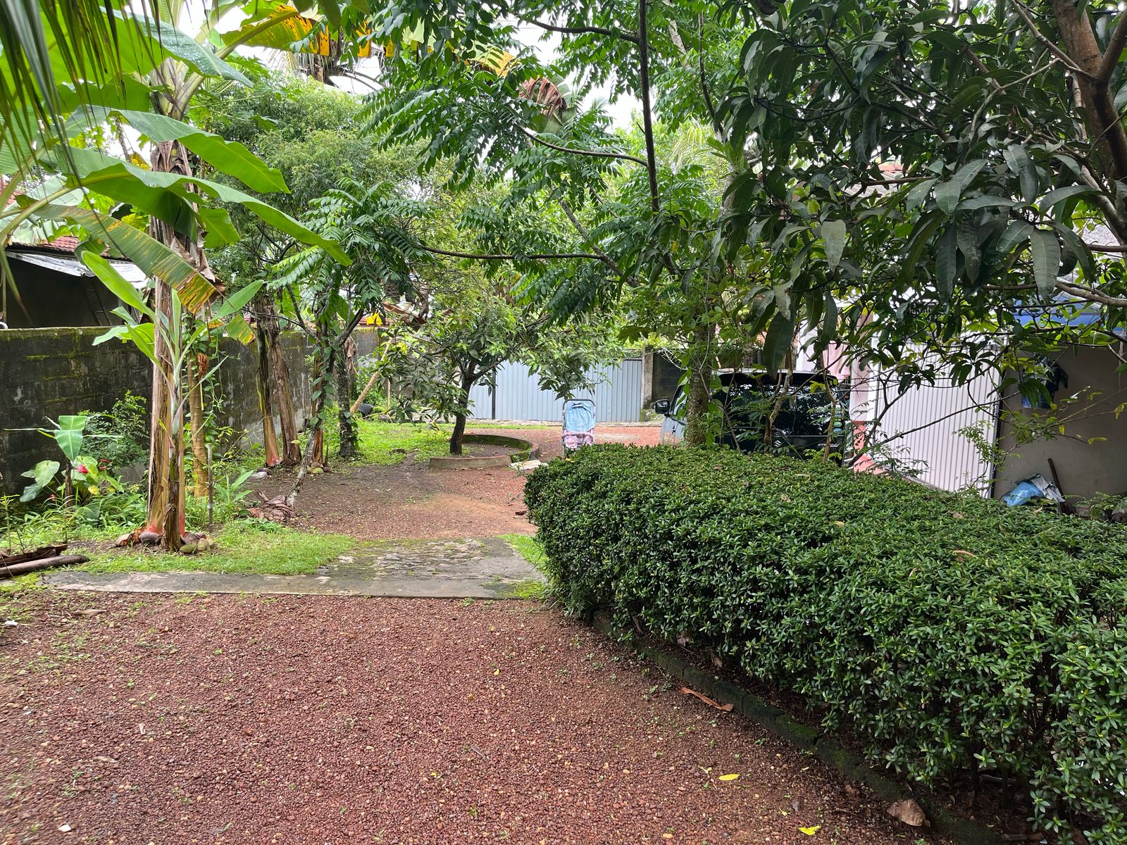 Houses Sale in Makola