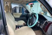 Mitsubishi Montero 2000