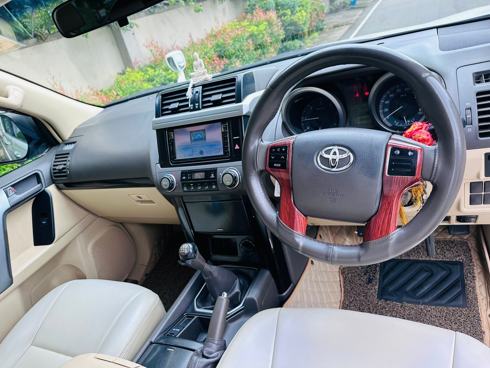 Toyota Land Cruiser Prado TX 150 2015