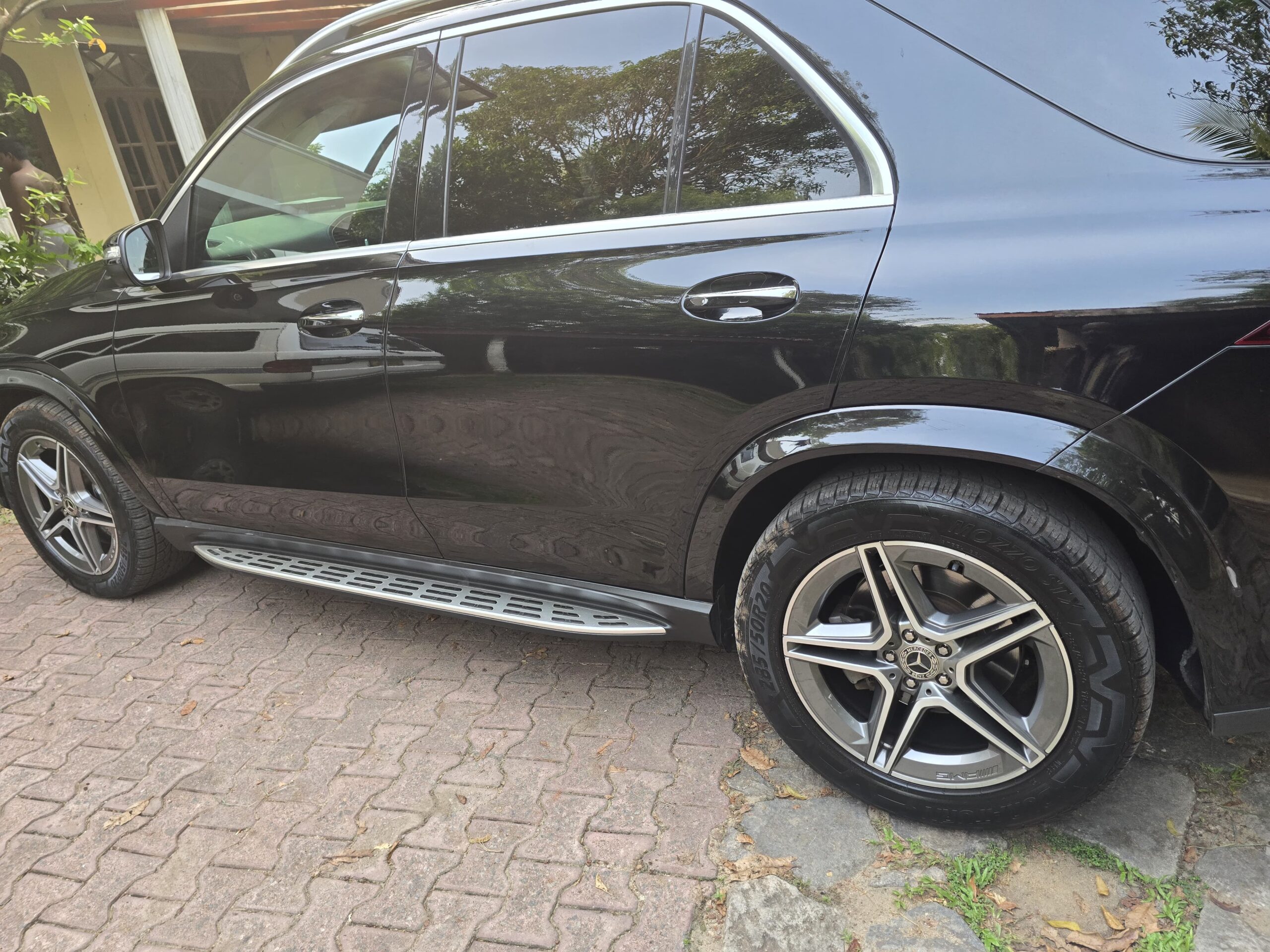 Mercedes Benz GLE300D