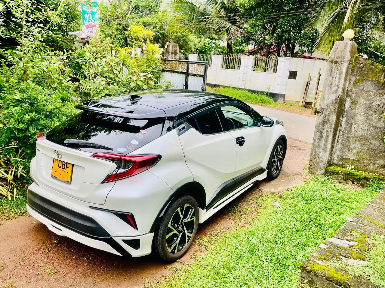 Toyota CHR NGX10 2018