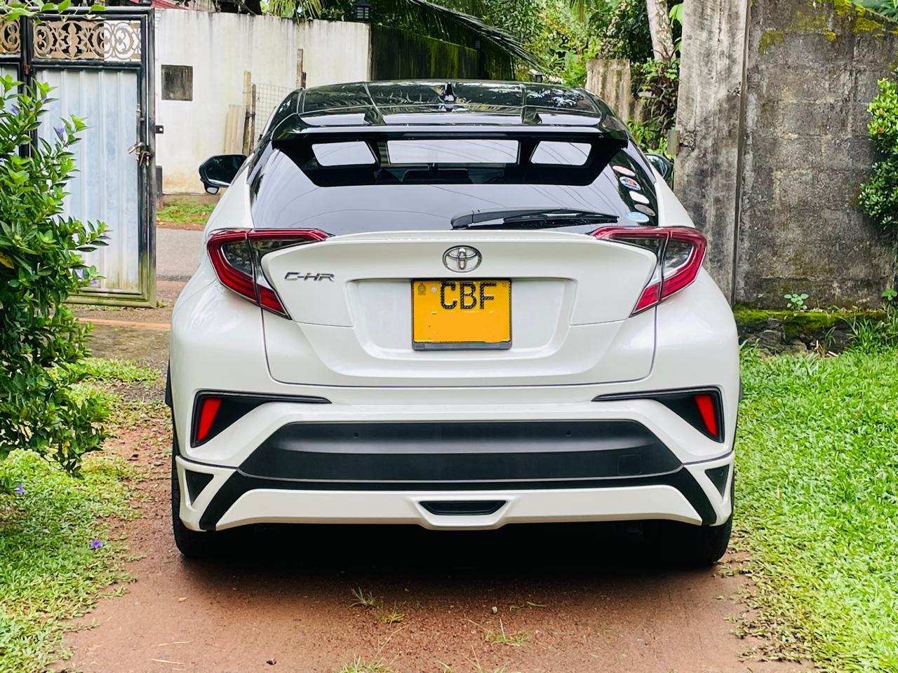 Toyota CHR NGX10 2018