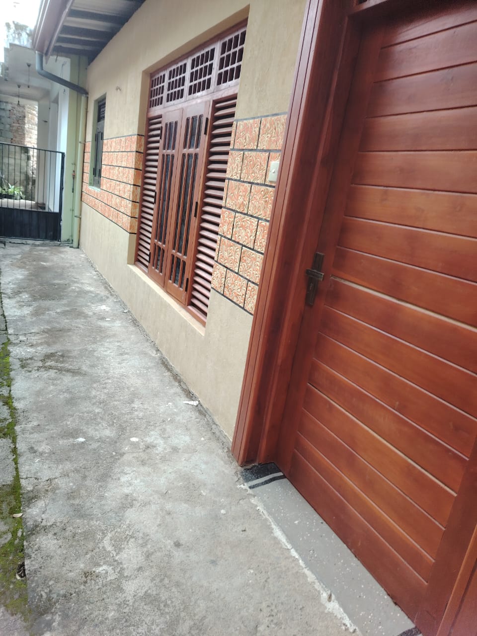 House for Sale in Katugasthota