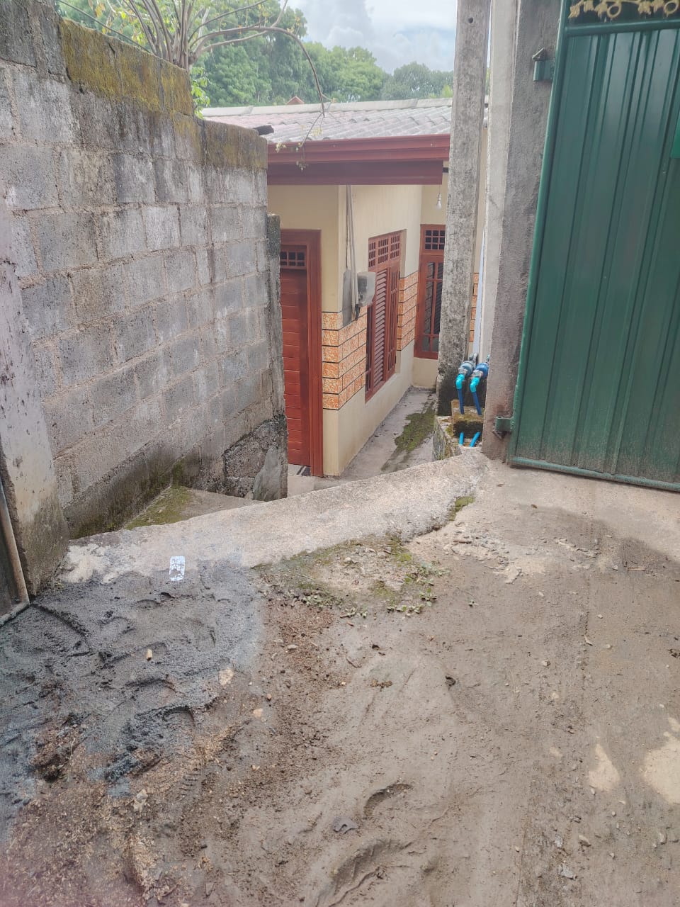 House for Sale in Katugasthota