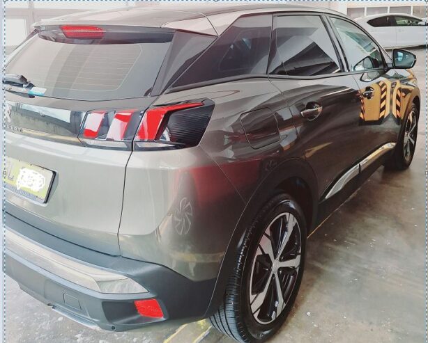 Peugeot 3008 SUV Active + 2020