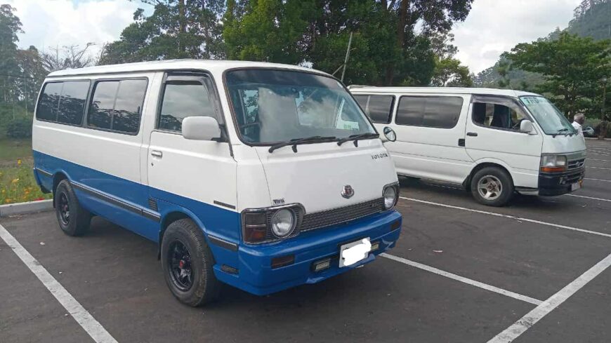 Toyota Hiace LH 30v