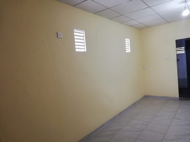 Building for Sale in Malwana