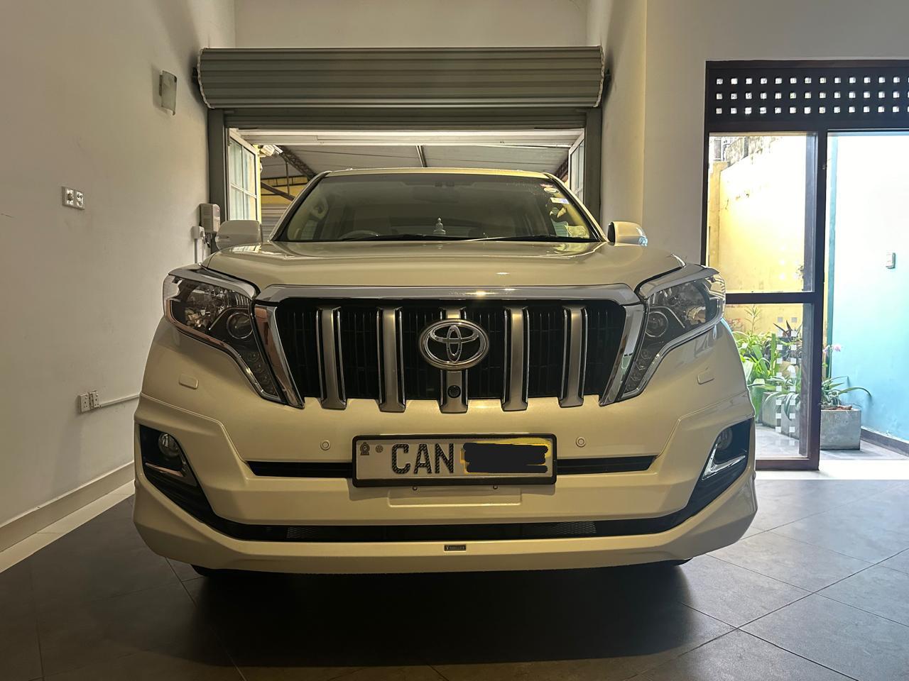 Toyota Land Cruiser Prado 2015