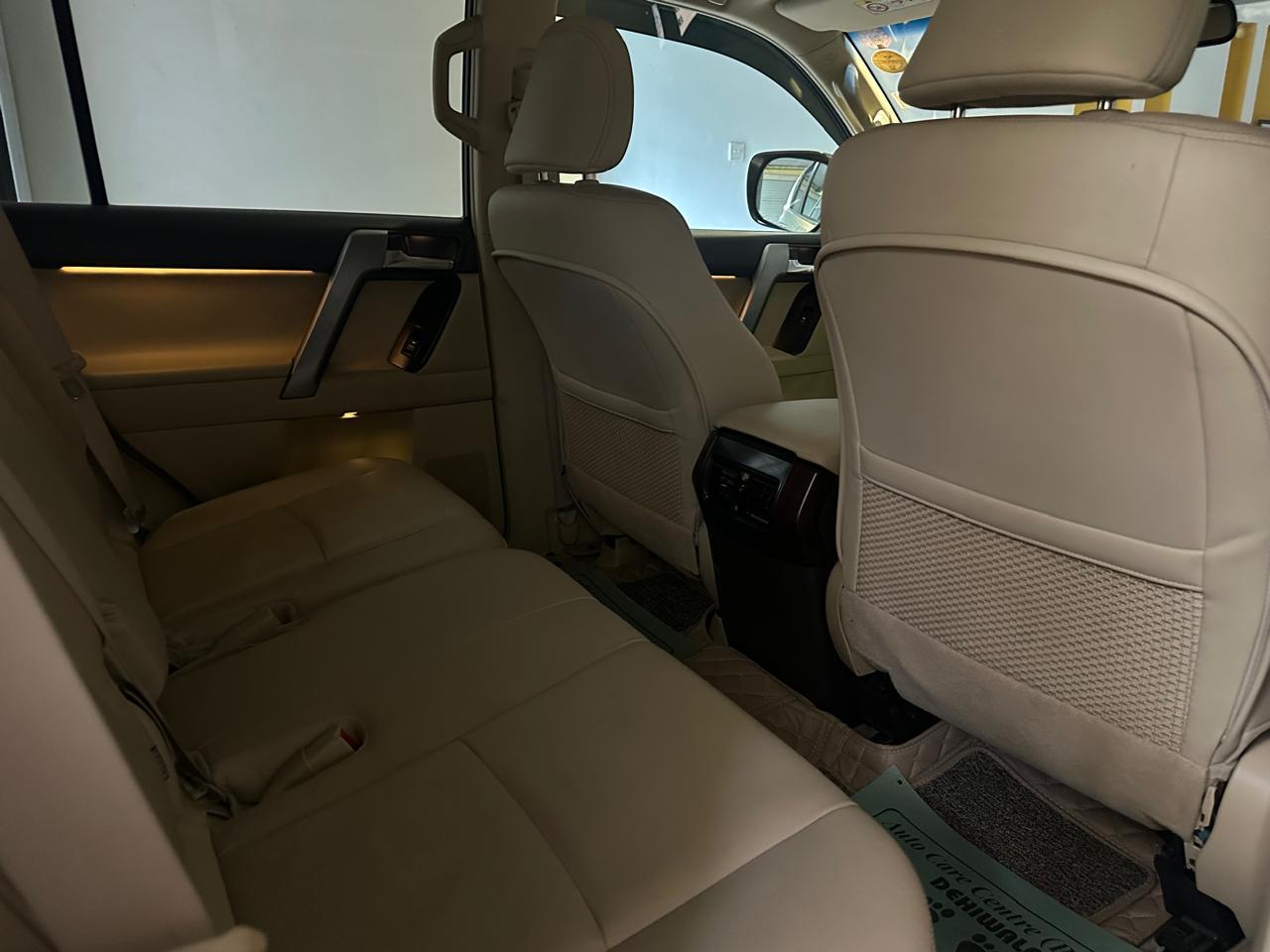 Toyota Land Cruiser Prado 2015