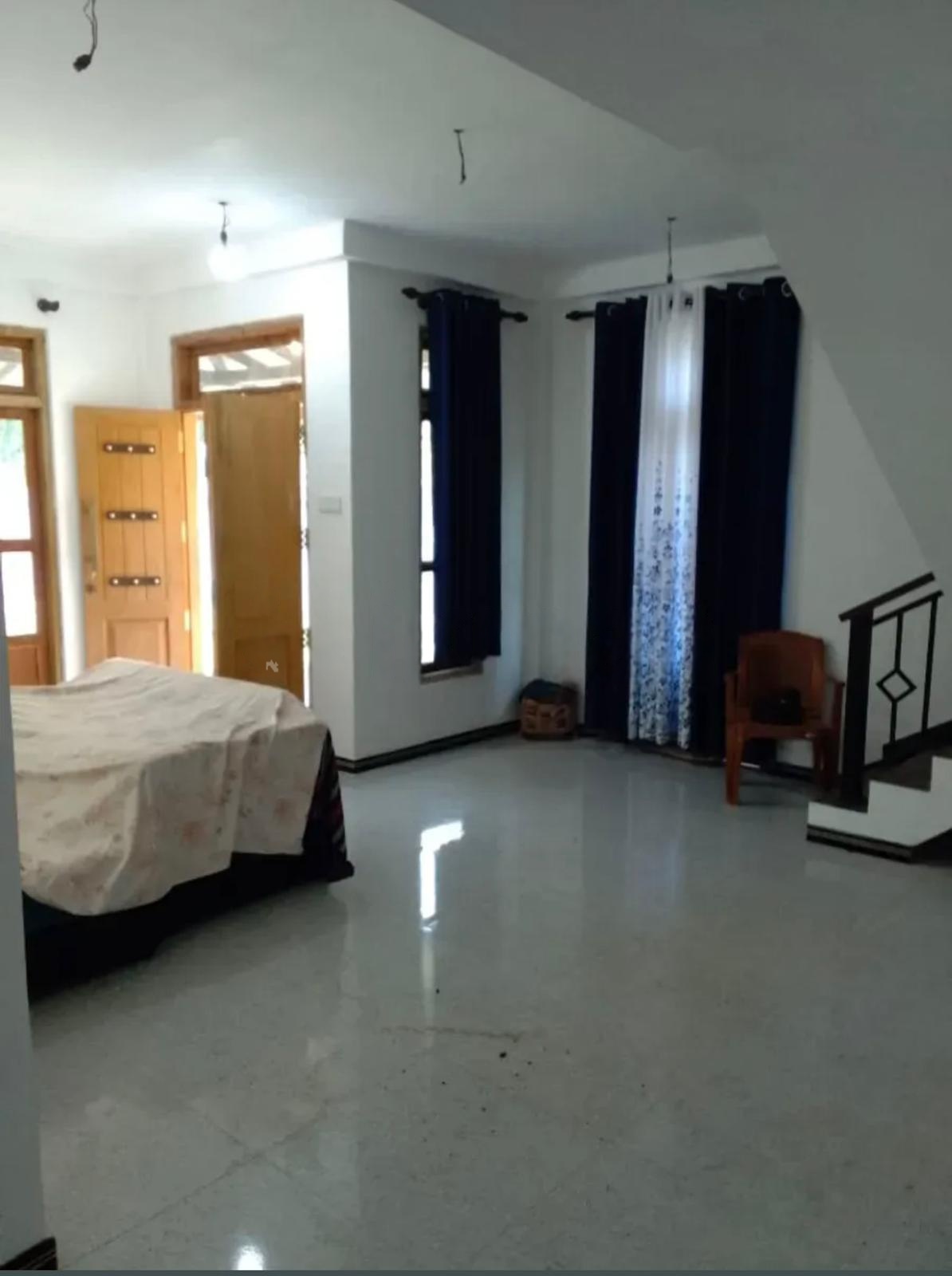 House for Sale Urapola