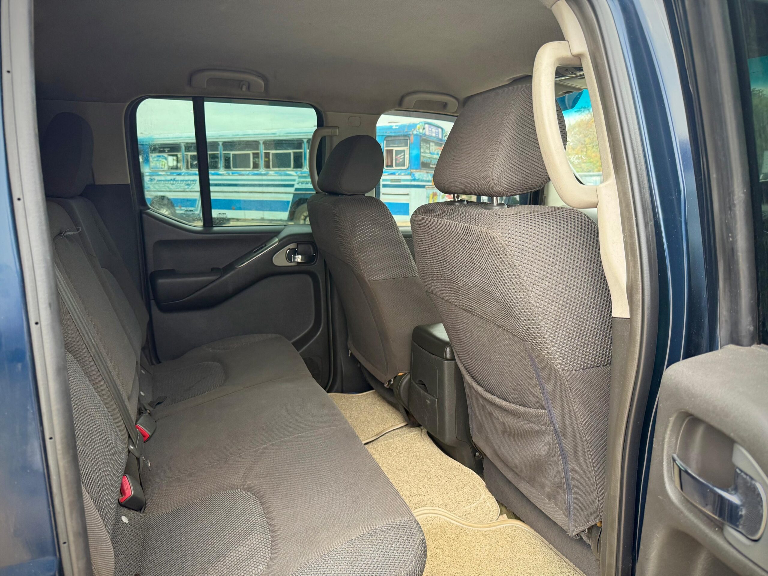 Nissan Navara mammoth 2007
